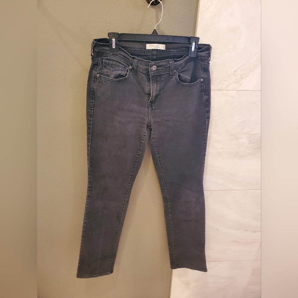 Women's Levi's 505 Straight Leg, Size 8